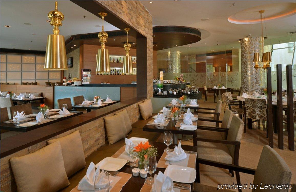 Majestic Court Sarovar Portico Navi Mumbai Kültér fotó
